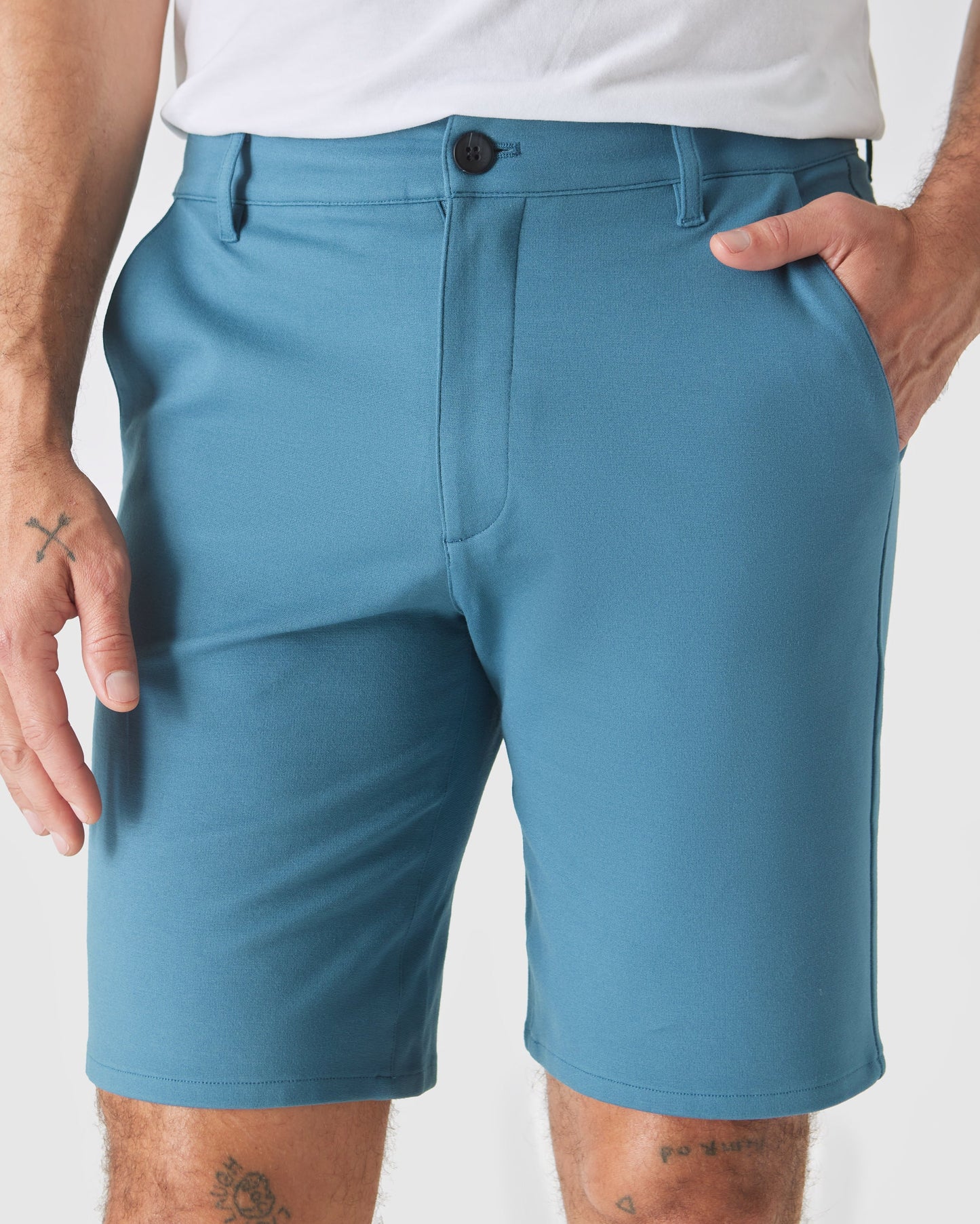 9" Sapphire Comfort Knit Chino Short