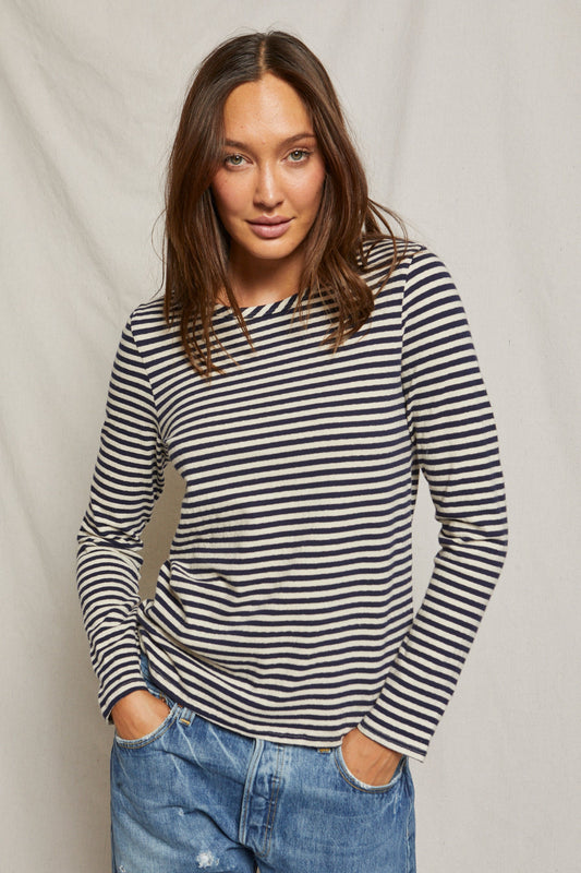 navy_and_white_stripe