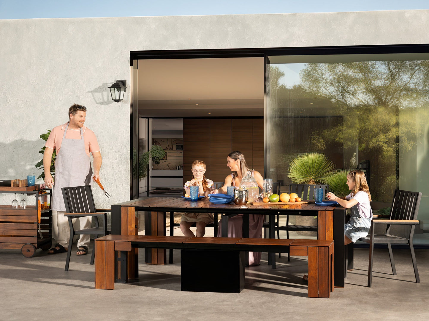 Transformer Patio Dining Set™